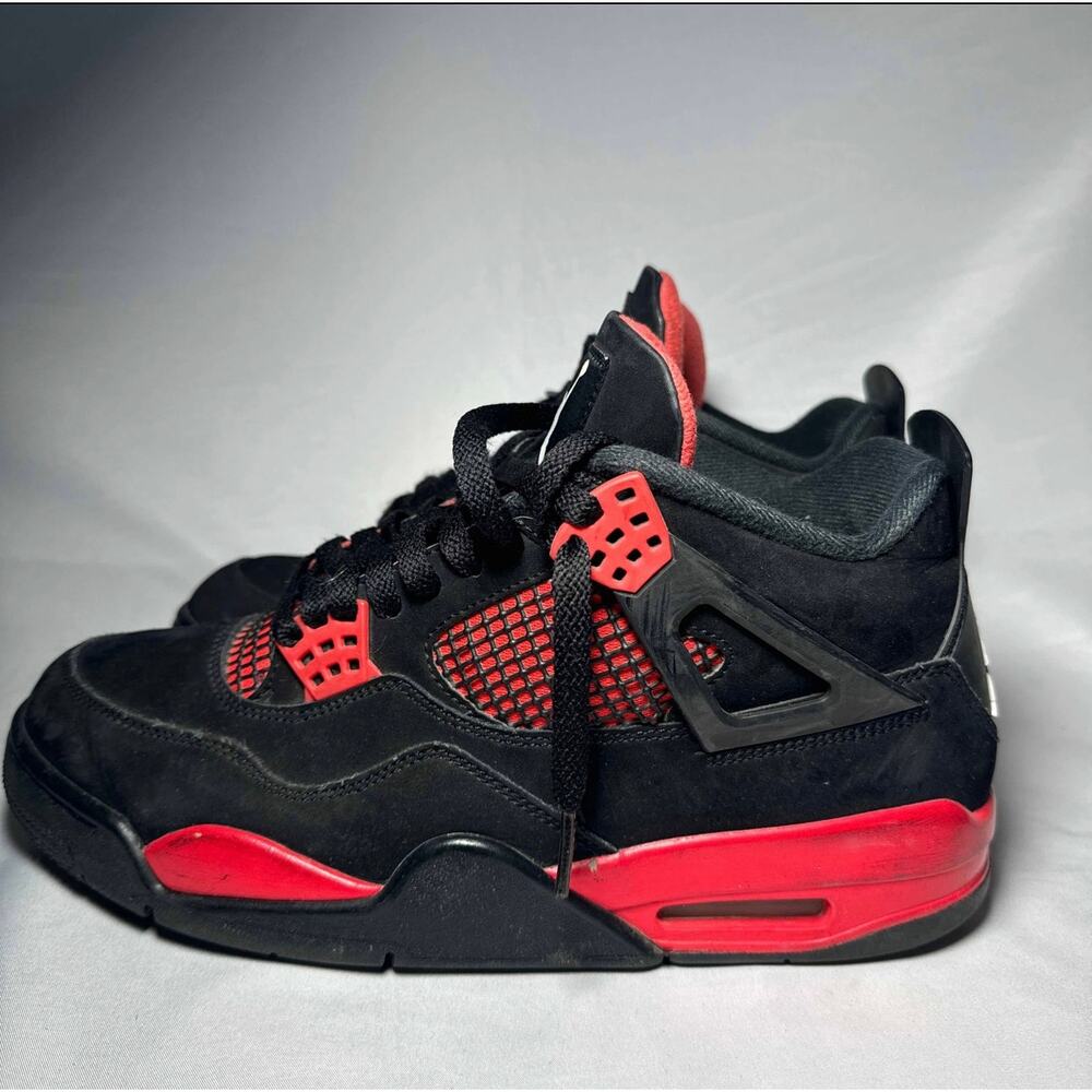 Size 9.5 - Nike Air Jordan 4 Retro Red Thunder Men's Shoes - Picture 8 of 9